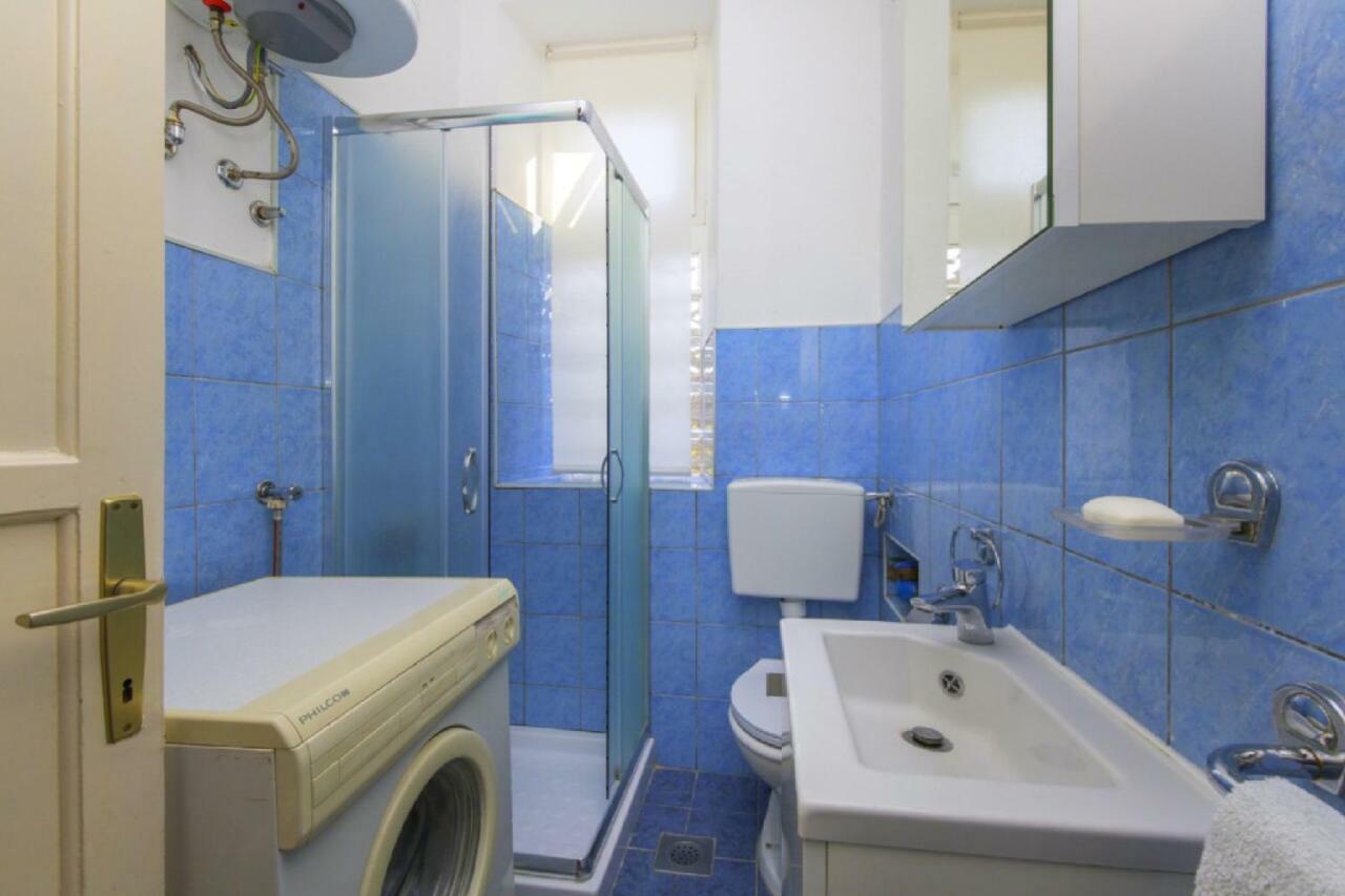 Apartment Amber Koromacno Bagian luar foto